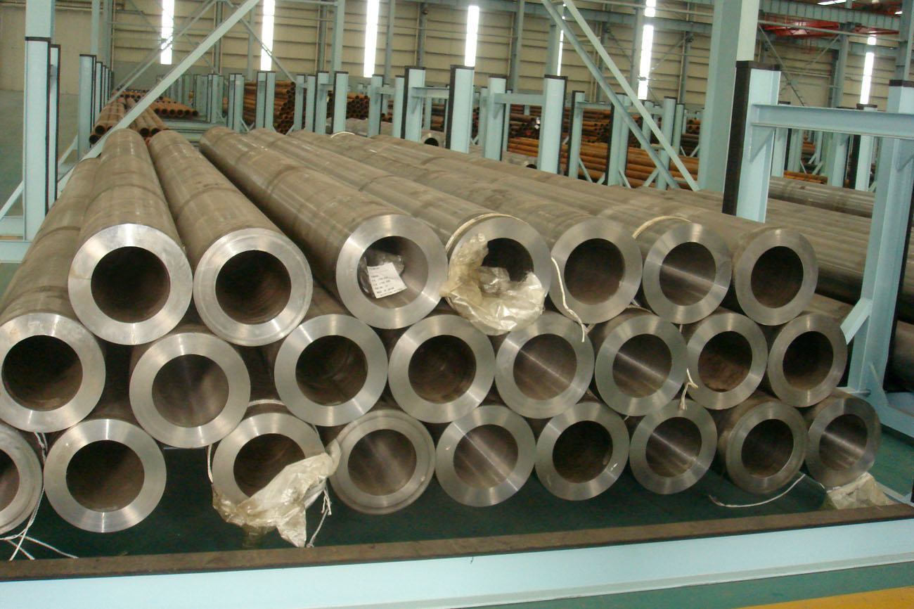 液壓機(jī)油缸定制價(jià)格多少